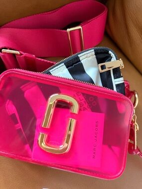 MARC JACOBS JELLY SNAPSHOT pink